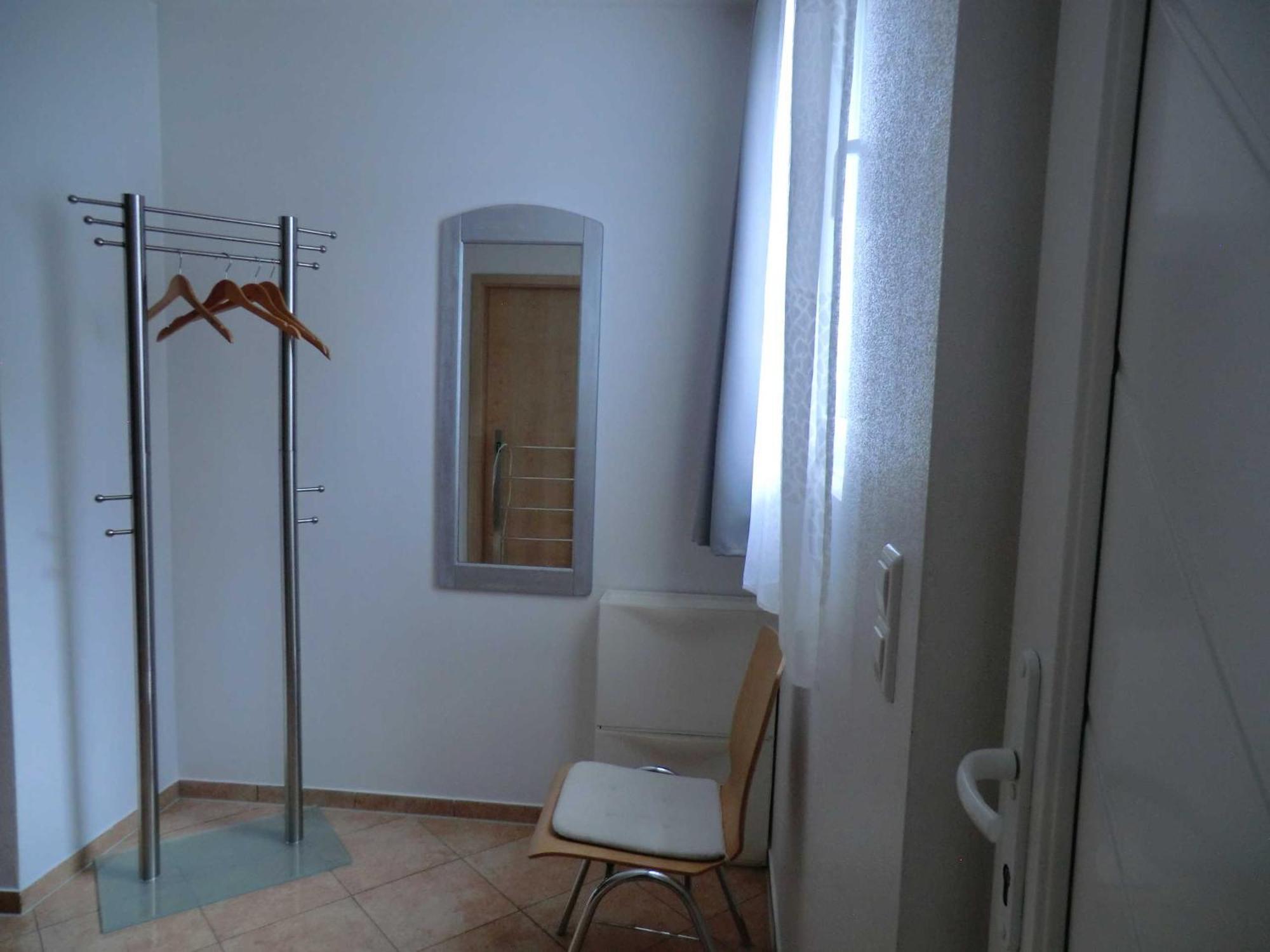 Koch Apartment *
