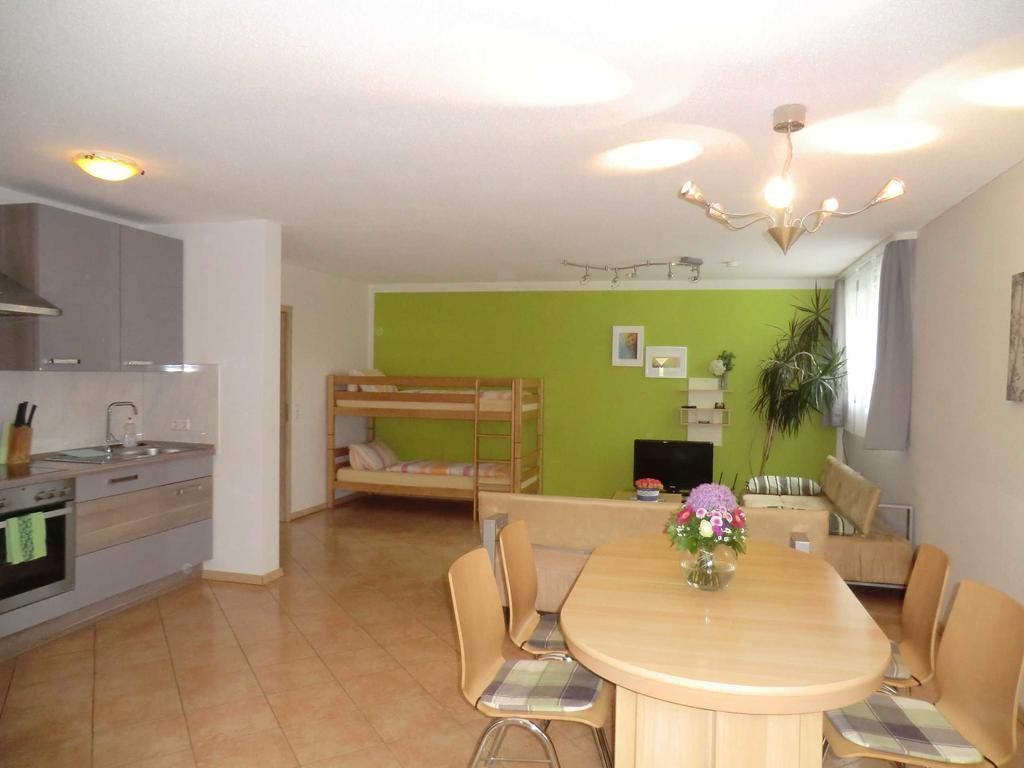Koch Apartment *
